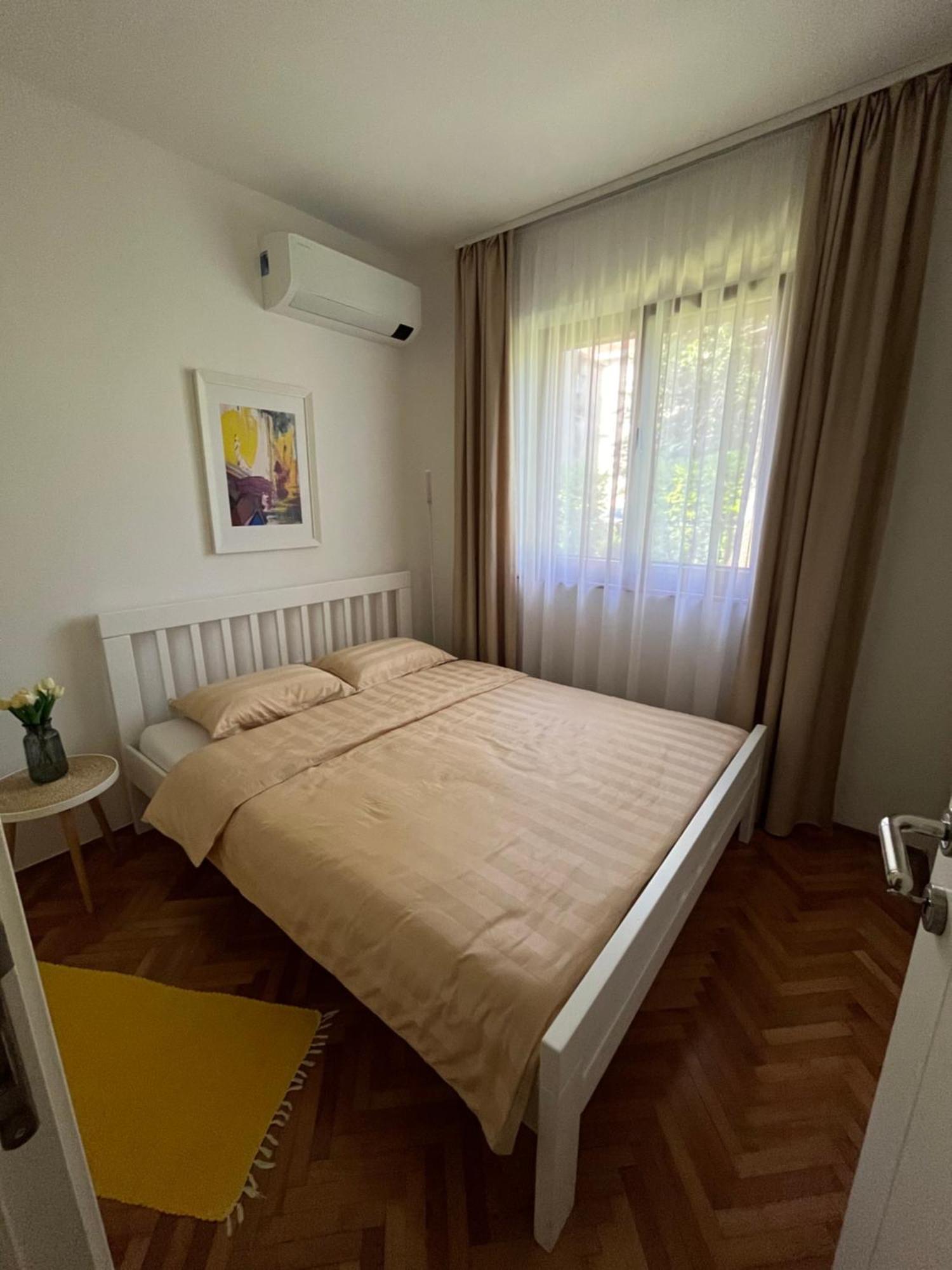 Old Niksic Apartment Ngoại thất bức ảnh